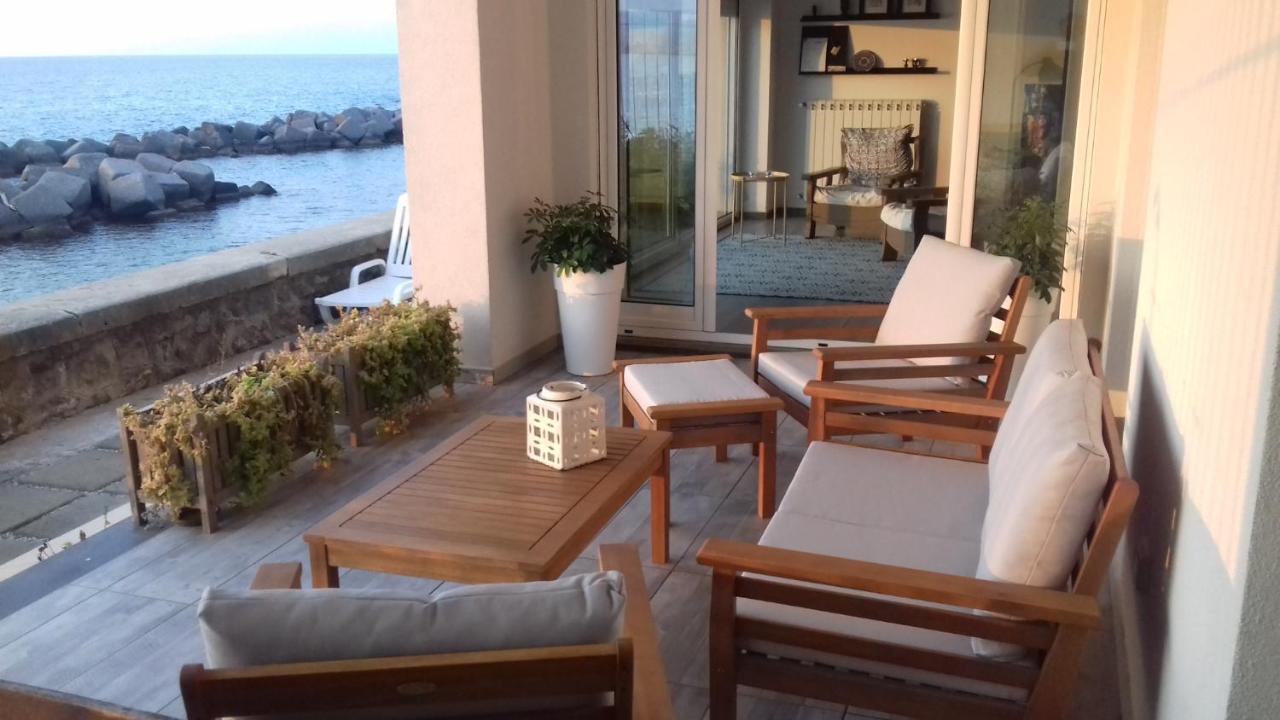 Marina Holiday Home Пиццо Экстерьер фото